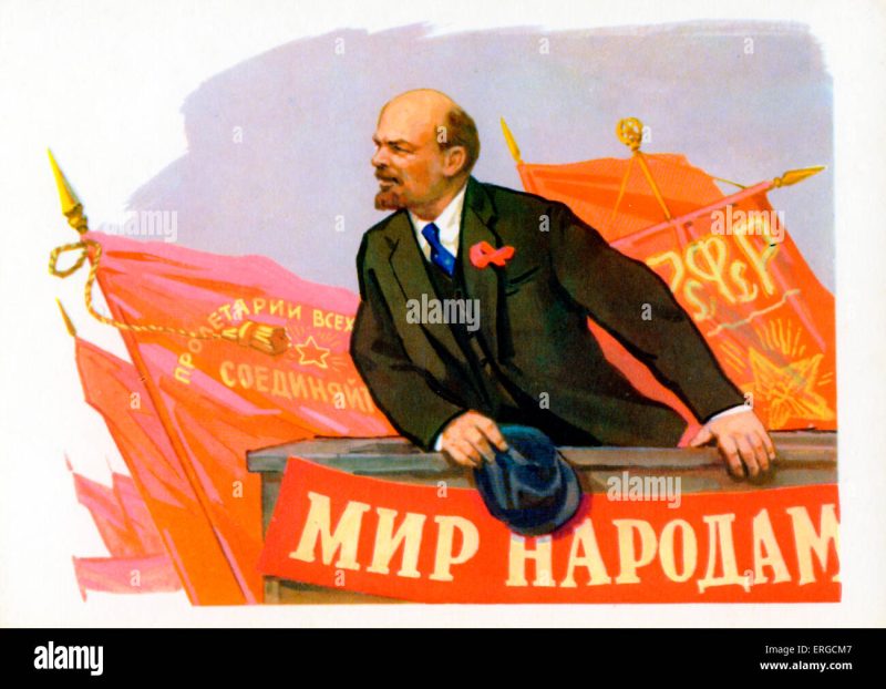 vladimir-lenin-portrait-russian-founder-of-the-soviet-communist-party-ERGCM7.jpg